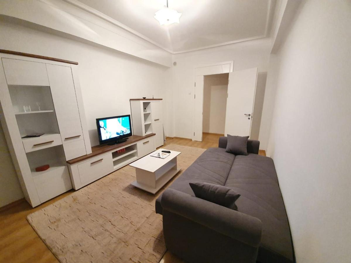 Stefan Cel Mare Boulevard Ultracentral Apartments In The Center Chisináu Exterior foto