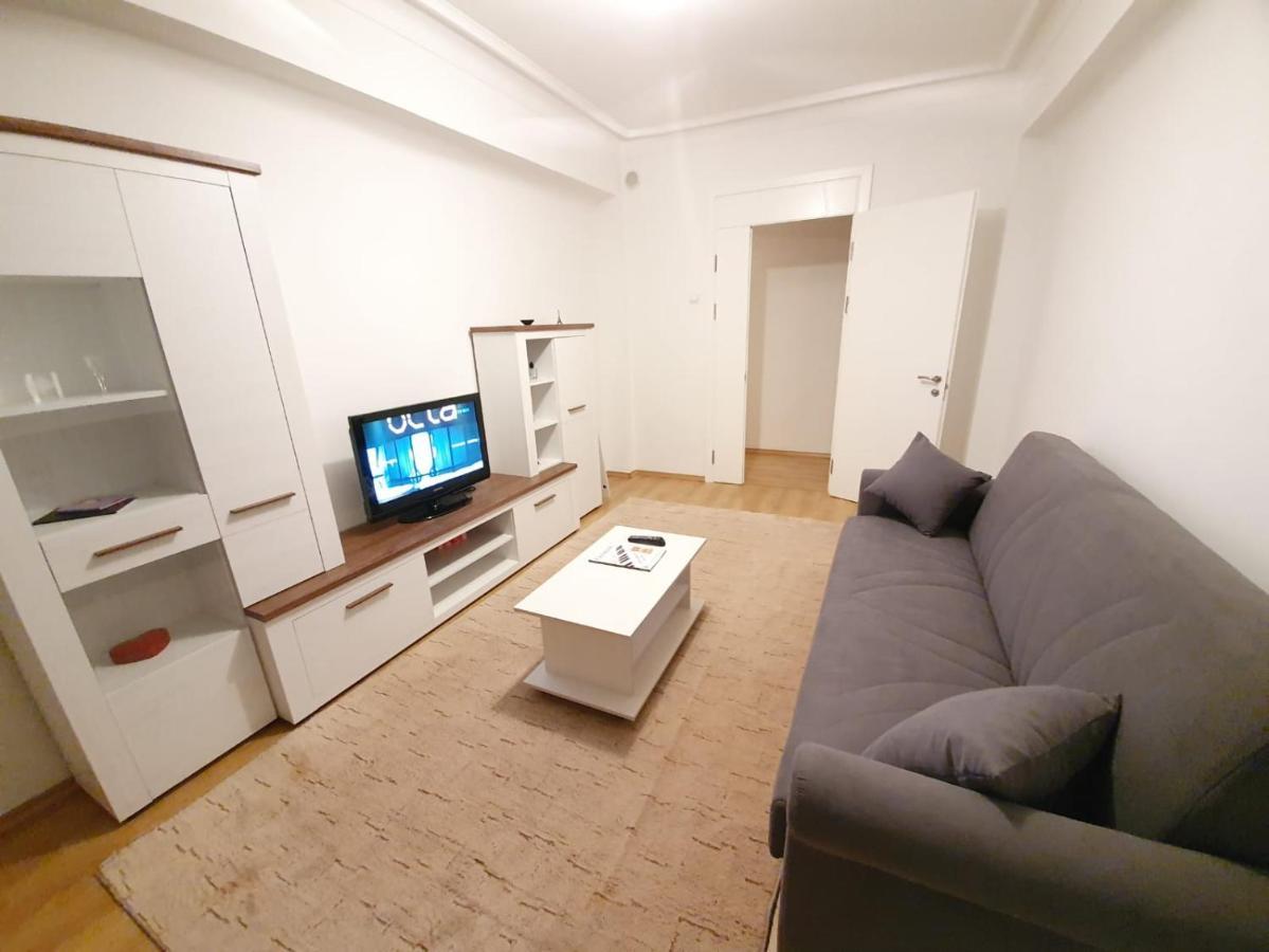 Stefan Cel Mare Boulevard Ultracentral Apartments In The Center Chisináu Exterior foto