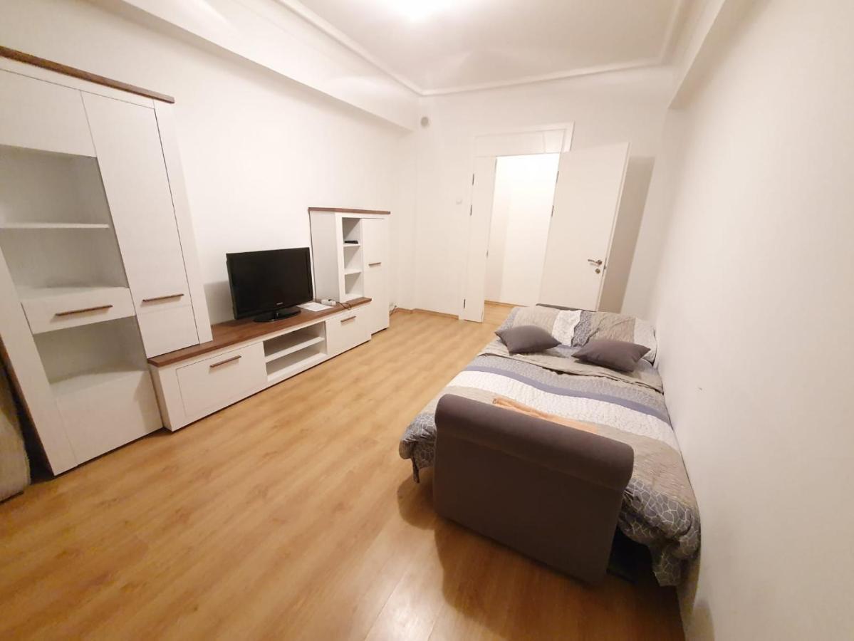 Stefan Cel Mare Boulevard Ultracentral Apartments In The Center Chisináu Exterior foto